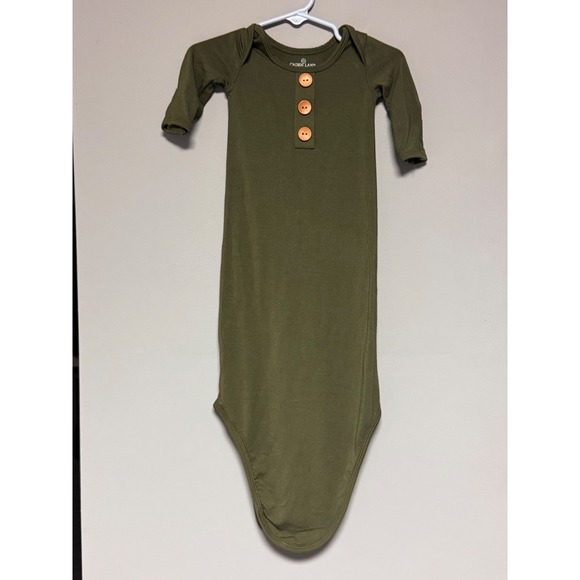 Caden Lane Other - Caden Lane Knotted Baby Gown Olive Green Bamboo Henley Mitten Cuffs 7-14lbs
